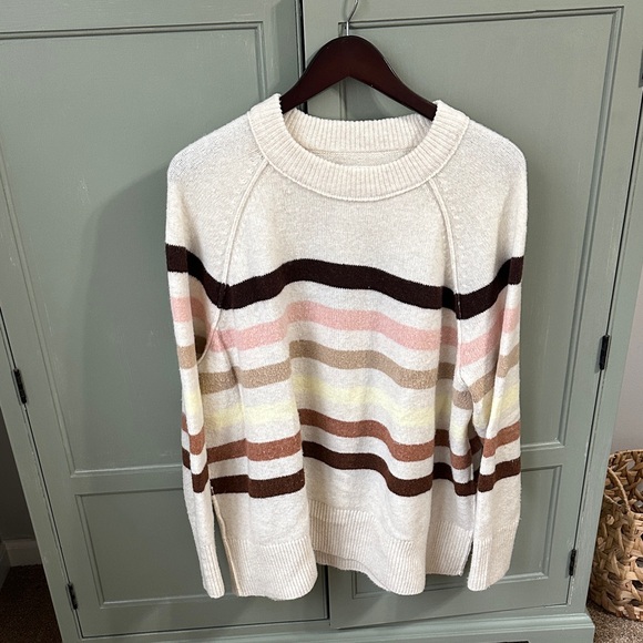 aerie Sweaters - Aerie unREAL Crew Sweater